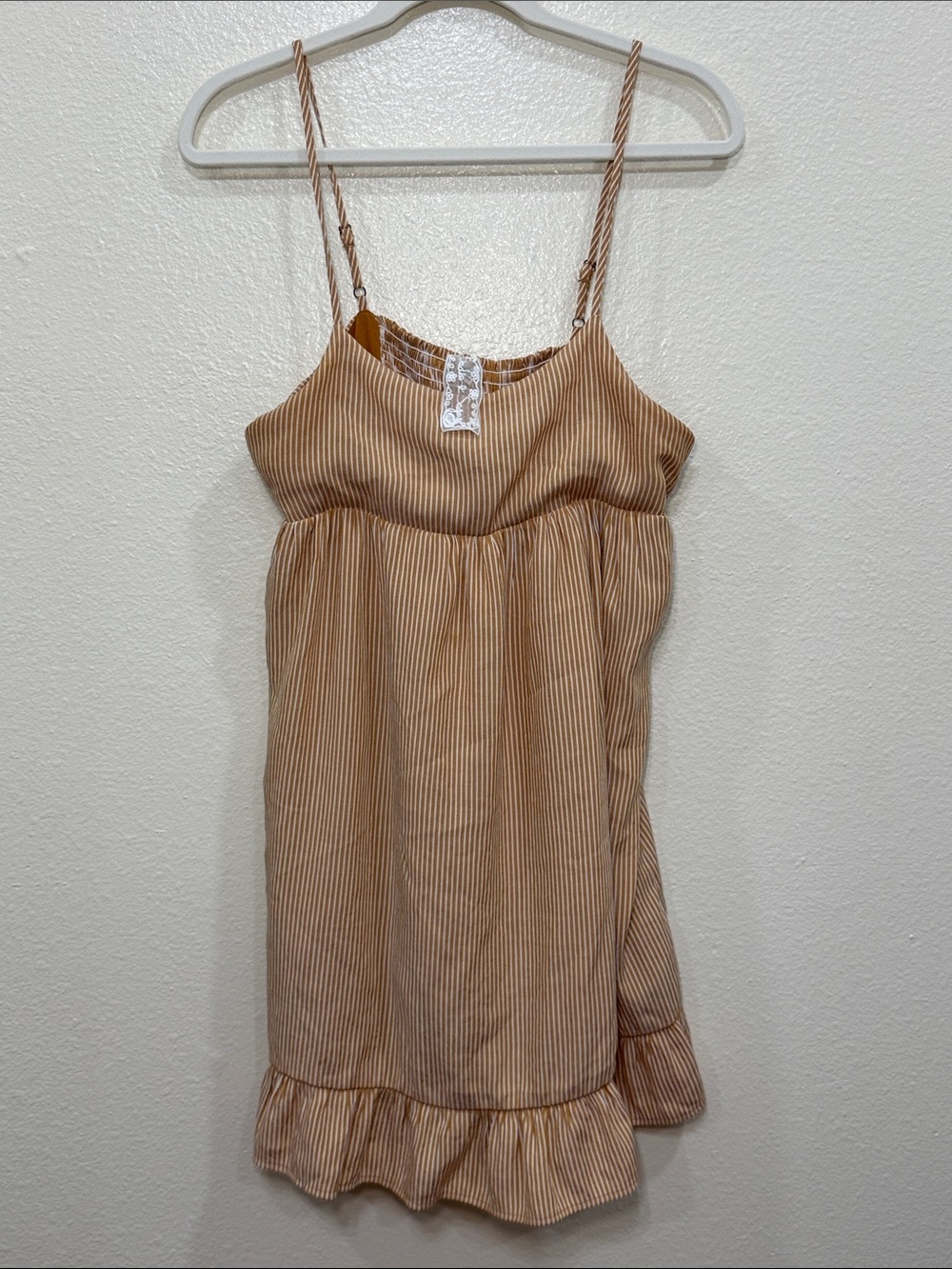 Sadie and Sage Striped Tan Spaghetti-Strap Women’s Tank Dress Size Medium